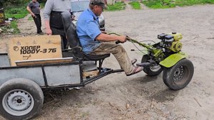 Мощность такая. что на старте её едва не снесло. отец еле удержал.