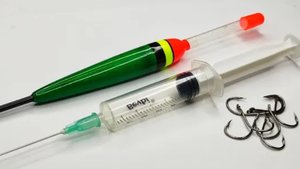 Как зделать поплавок из медицинского шприца 🐠🐋🐟