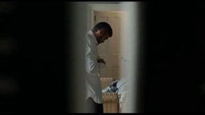 После прочтения сжечь(Burn After Reading) Брэд Питт погибает)))