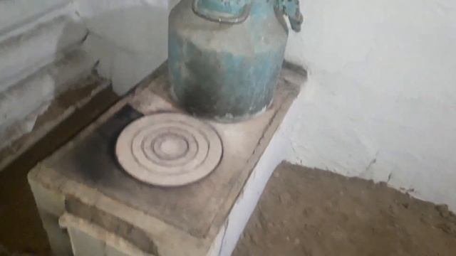 Пробую топить печку этим углём