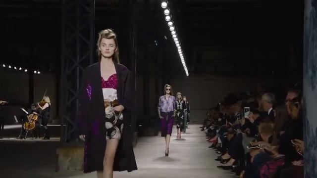 Показ Dries Van Noten весна-лето 2016 в Париже смотреть онлайн