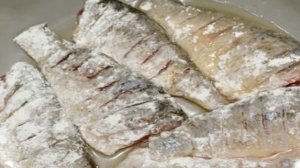 Карась в сметане в мультиварке