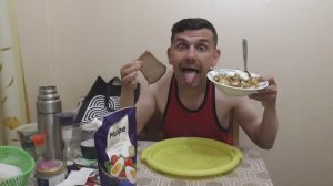 Передаю приветы! Обжор на салат Оливье классический, по Советскому рецепту
