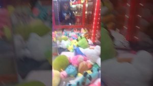 играю в аппарат хватайка