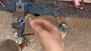 Пластиковый фиксатор на гайке - РЕШЕНО.