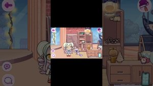 Едем Софе делать причёску !!