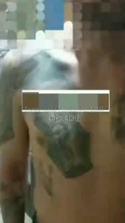 "Что у xoxла в голове? Тут он еврей, тут воин Одина, тут самурай!"