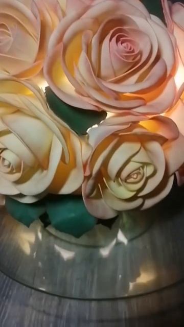 Ночник "нежные розы" в наличии!) цена 3700руб. отправляю в смотреть онлайн