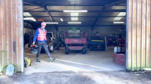 Miss Katy|Мисс Кэти Катя хочет кататься на тракторе папы