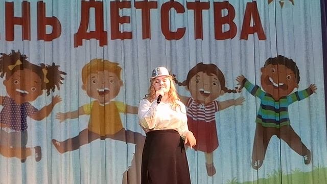 Песея "Птица' муз. В. Широкова сл. Т. Графчикова. 
Исполняет Софья Веревченкова