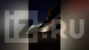 В Брянской области мост с автомобилями обвалился на пассажирский поезд