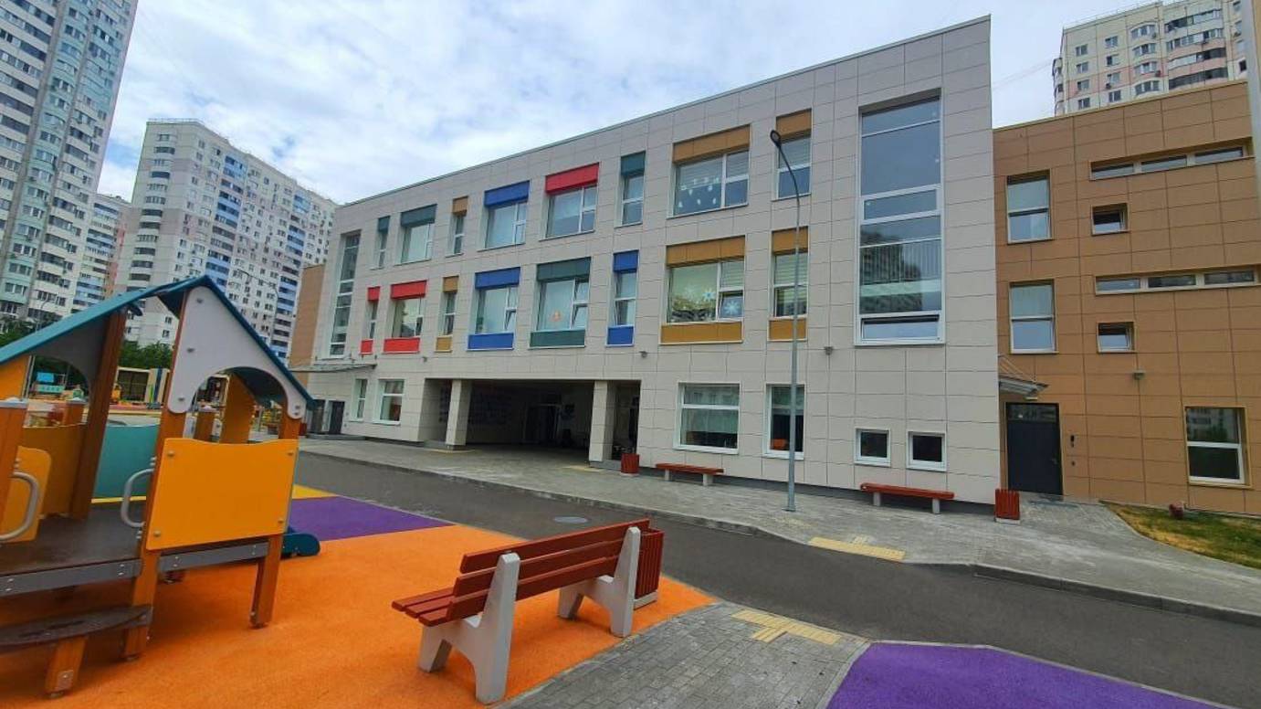 Конкурс "Лучший детский сад- 2025" МБОУ ОЦ "ФЛАГМАН" дошкольное отделение - детский сад №97 смотреть онлайн