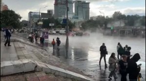 В Москве дороги затопило кипятком