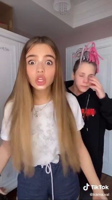 А ведь и вправда там есть окно🤔😂 смотреть онлайн