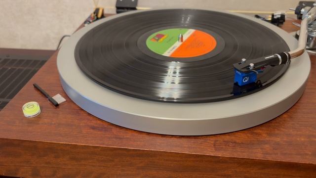 [пластинка на продажу] Led Zeppelin – Led Zeppelin II - LP - UK издание 1976 года, VG