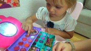 Маргарита Хочет Быть ВИЗАЖИСТОМ Лера как ПРИНЦЕССА