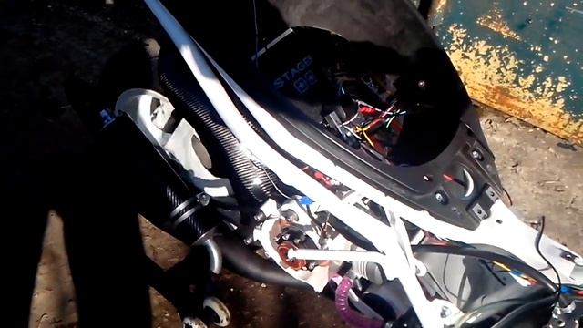 Заряженная Aprilia Area 51 смотреть онлайн