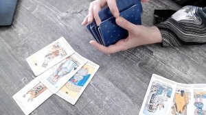 Пока вы спите, они планируют? таро прогноз