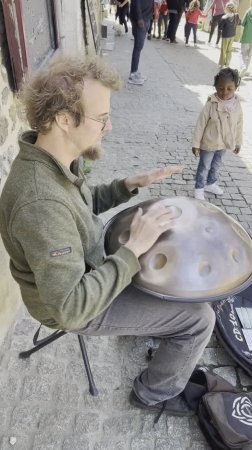 "Handpan"  Musikinstrumente 🏰Cité de Carcassonne Frankreich 🇫🇷.