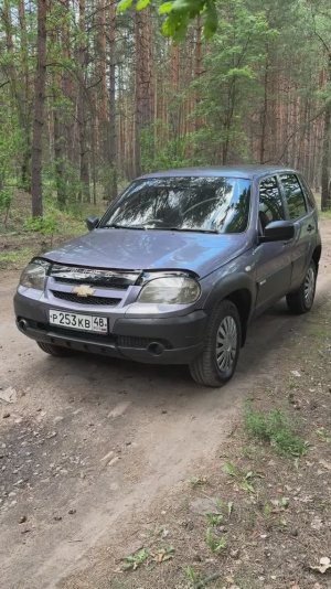Видеообзор автомобиля Chevrolet Niva 2014 года выпуска.