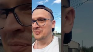 Зачем сразу под одну крышу?