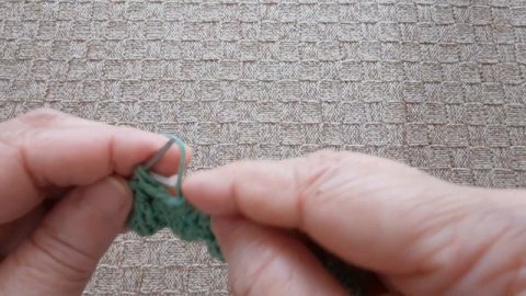 Невероятно красивый объемный рельефный узор спицами.// Узор на основе резинки 2х2.//