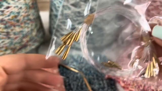 Вяжем с НЕВЕРОЯТНЫМИ ЭФФЕКТАМИ ЛЕГКО и ПРОСТО! смотреть онлайн