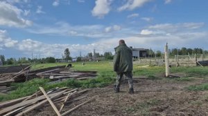 То-ли безработная, То-ли беззаботная жизнь моя деревенская/ начало строительства