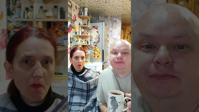 Утренний эфир от 1.06.25 убираемся дома, Катя как обычно командует 🥹 Наташа с нами помогает 🤗