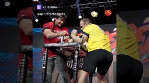 ДЕВОН ЛАРРАТТ vs ДЕНИС ЦЫПЛЕНКОВ