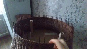 Корзина(юбочка) для ёлки из бумажной лозы