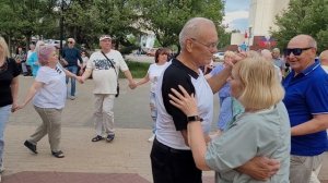 С Днём Рождения, Валентина Михайловна))) И Виктор Михайлович... 31.05.25...