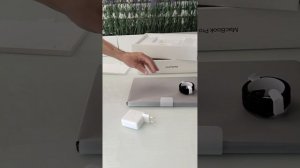 Распаковка macBook Pro M4 2024