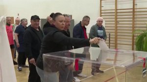 Рафал Тшасковский и Кароль Навроцкий во втором туре борются за место польского президента