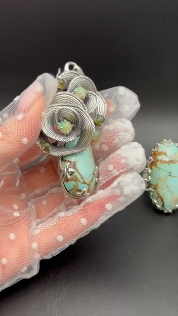 Крупный комплект🩵#кольцо #fashion #украшения #серебро #би смотреть онлайн