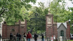 CNN: администрация Трампа усиливает давление на университеты США