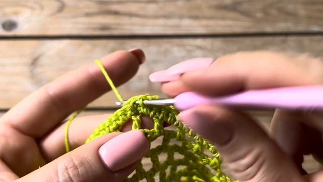 Простой кроп-топ крючком для начинающих! МАСТЕР-КЛАСС!  Beautiful crochet crop top! Часть 1