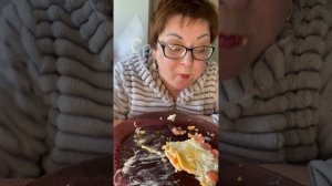 А на завтрак шикарная яичница/Жду в ТГК ссылка в описании/Мукбанг