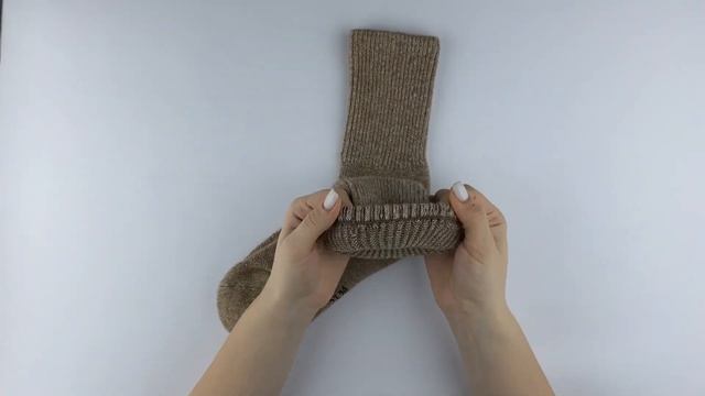 Коричневые взрослые носки смотреть онлайн