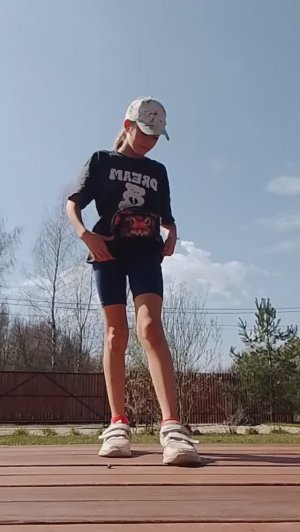 Лиза Тысяча показывает свой ОБРАЗ!