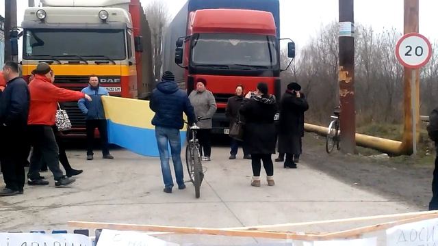 Акція протесту біля заводу МДФ. смотреть онлайн