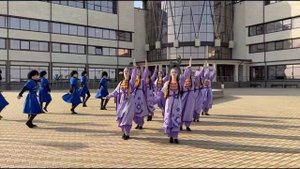 выступление ансамбля школы лезгинка.
