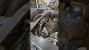 Замена жгутов электропроводки DAF 105 46 #shorts #truck #daf