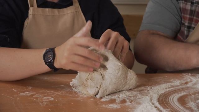 Особый хлеб и особые люди в Центре социальной реабили? смотреть онлайн