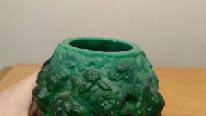 зелёная вазочка