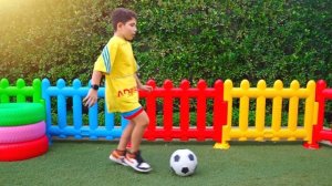 ДИАНА И РОМА - Диана и Рома История про Взаймы - Девочки ПРОТИВ Маленьких пользователей