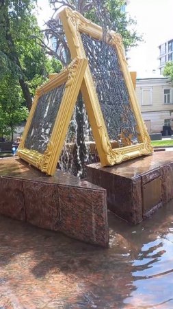 Фонтаны 1.06.2025 на Новокузнецкой....