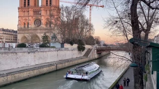 Свидание в Париже. Один красивый день смотреть онлайн
