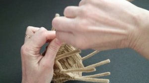 💐МИЛАЯ КОРЗИНКА С ЦВЕТАМИ💐 из синельной проволоки