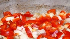 Говяжья вырезка в томатном соусе